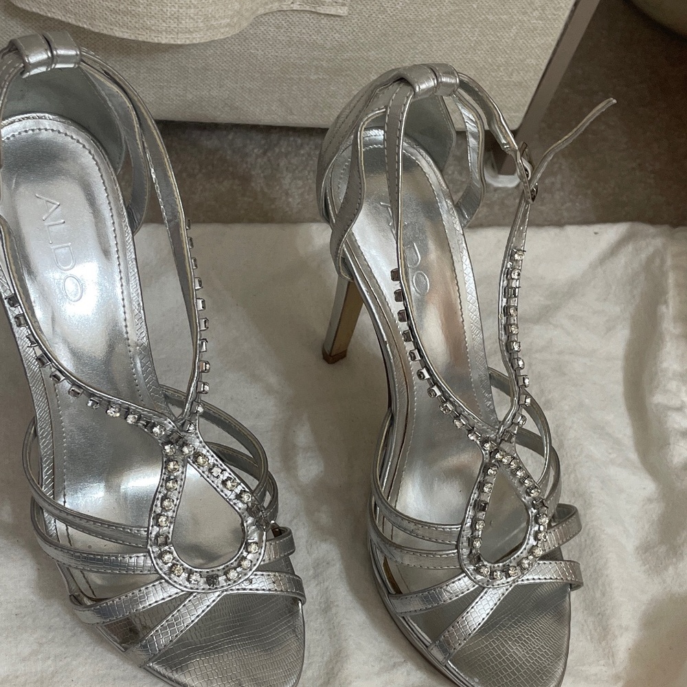 Aldo- silver sandal